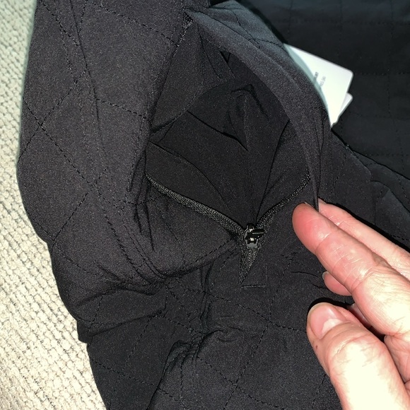 Athleta Quilted Apres Ski Mini Skirt NWT - Picture 5 of 5